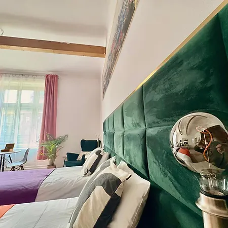 Roller Aparthotel Krasków Eksteriør bilde