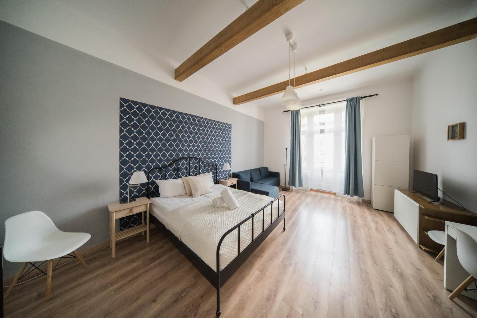 Aparthotel Roller *